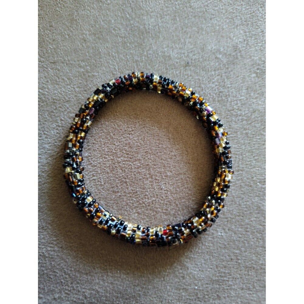 4 Assorted Bracelets - Picture 3 of 5